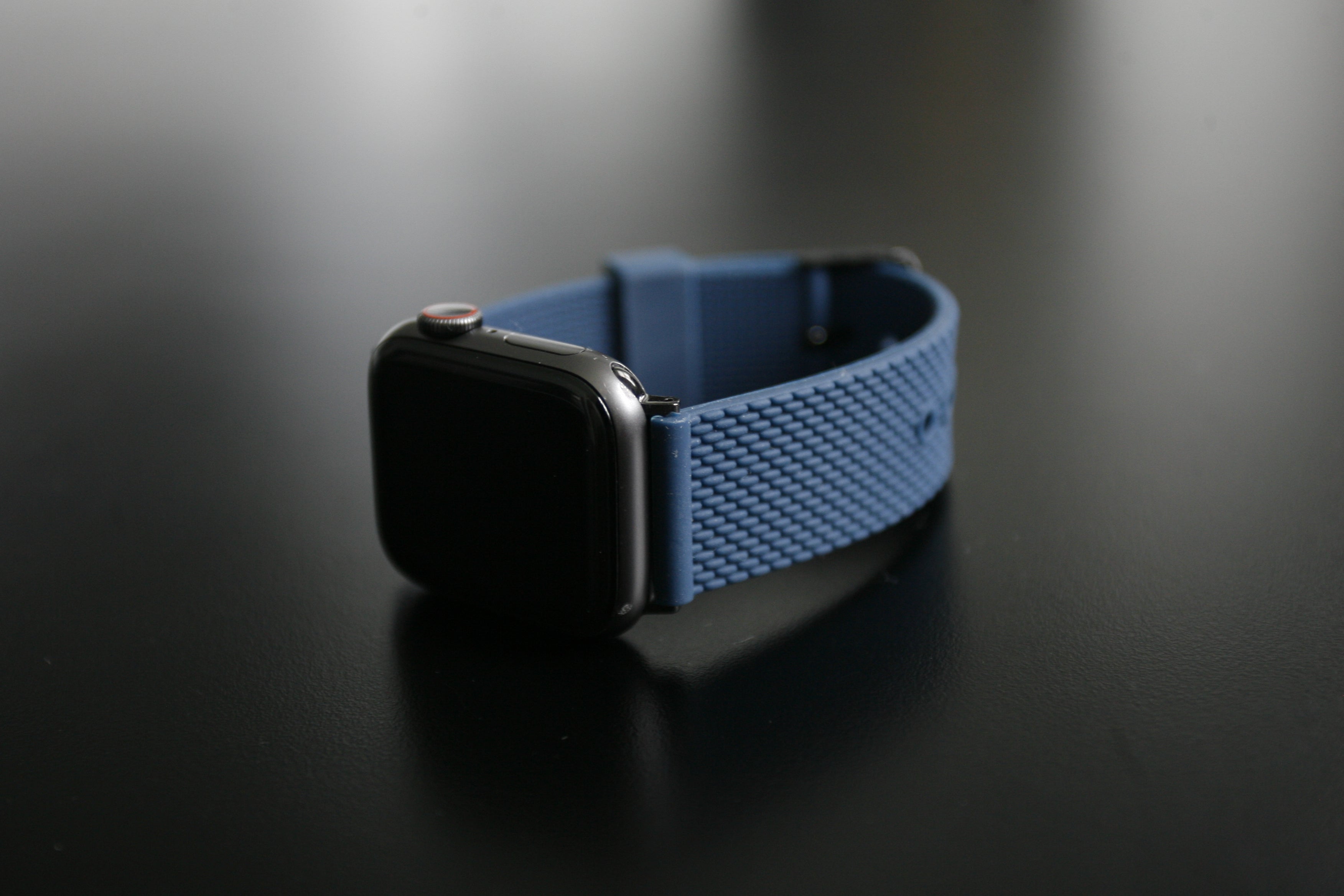 Apple Watch Gummireim - Mørk blå med svart spenne